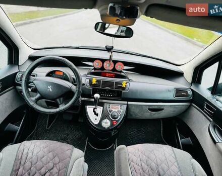 Серый Пежо 807, объемом двигателя 2.18 л и пробегом 155 тыс. км за 7500 $, фото 7 на Automoto.ua