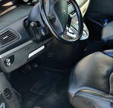 Сірий Пежо 807, об'ємом двигуна 2 л та пробігом 306 тис. км за 6200 $, фото 7 на Automoto.ua