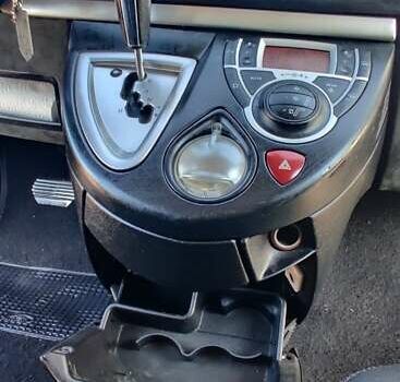 Сірий Пежо 807, об'ємом двигуна 2 л та пробігом 306 тис. км за 6200 $, фото 22 на Automoto.ua