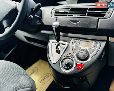 Серый Пежо 807, объемом двигателя 2 л и пробегом 206 тыс. км за 6850 $, фото 50 на Automoto.ua