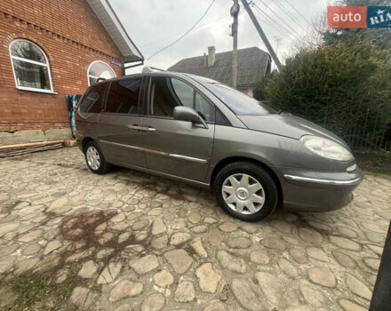 Серый Пежо 807, объемом двигателя 2 л и пробегом 300 тыс. км за 5900 $, фото 12 на Automoto.ua