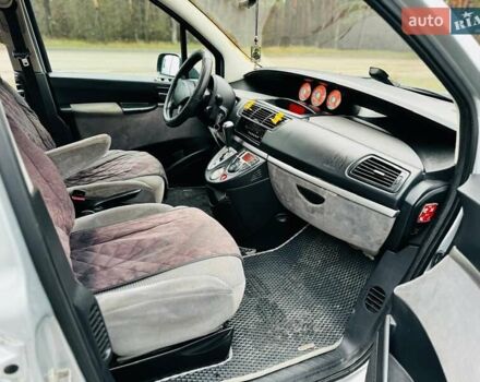 Серый Пежо 807, объемом двигателя 2.18 л и пробегом 155 тыс. км за 7500 $, фото 8 на Automoto.ua