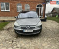 Серый Пежо 807, объемом двигателя 2 л и пробегом 300 тыс. км за 5900 $, фото 1 на Automoto.ua