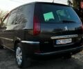 Сірий Пежо 807, об'ємом двигуна 2 л та пробігом 275 тис. км за 6700 $, фото 3 на Automoto.ua