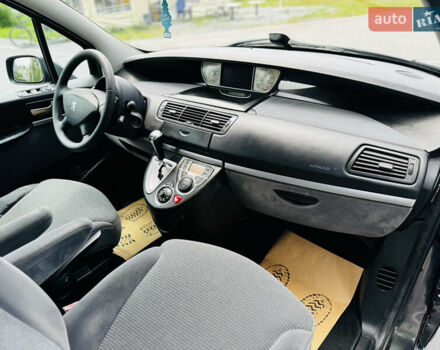Серый Пежо 807, объемом двигателя 2 л и пробегом 206 тыс. км за 6850 $, фото 45 на Automoto.ua
