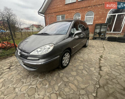 Серый Пежо 807, объемом двигателя 2 л и пробегом 300 тыс. км за 5900 $, фото 4 на Automoto.ua