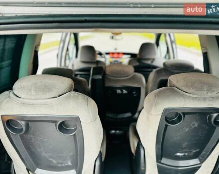 Серый Пежо 807, объемом двигателя 2.18 л и пробегом 155 тыс. км за 7500 $, фото 10 на Automoto.ua