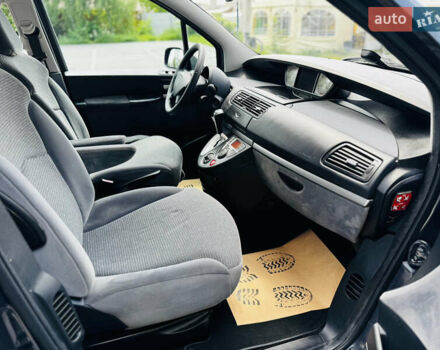 Серый Пежо 807, объемом двигателя 2 л и пробегом 206 тыс. км за 6850 $, фото 51 на Automoto.ua