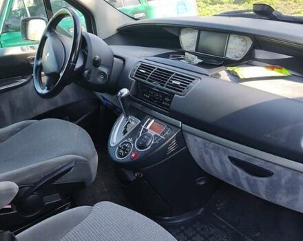 Серый Пежо 807, объемом двигателя 2 л и пробегом 271 тыс. км за 6000 $, фото 22 на Automoto.ua