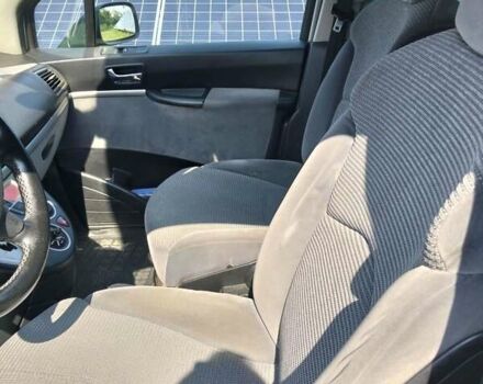 Серый Пежо 807, объемом двигателя 2 л и пробегом 271 тыс. км за 6000 $, фото 13 на Automoto.ua