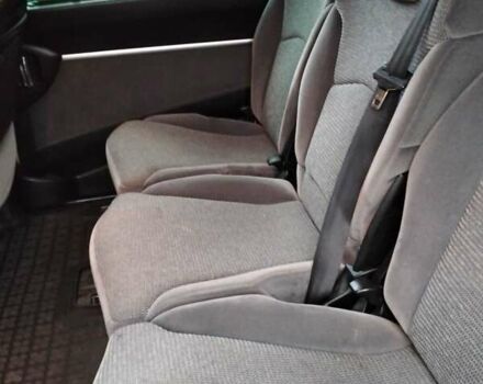 Серый Пежо 807, объемом двигателя 2 л и пробегом 271 тыс. км за 6000 $, фото 2 на Automoto.ua