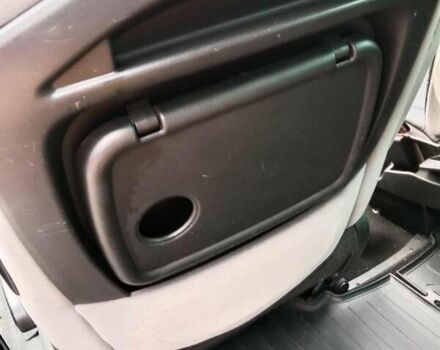 Серый Пежо 807, объемом двигателя 2.2 л и пробегом 240 тыс. км за 6800 $, фото 7 на Automoto.ua