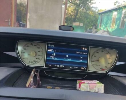 Серый Пежо 807, объемом двигателя 2 л и пробегом 271 тыс. км за 6000 $, фото 20 на Automoto.ua