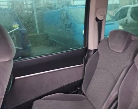Сірий Пежо 807, об'ємом двигуна 2 л та пробігом 270 тис. км за 6200 $, фото 7 на Automoto.ua