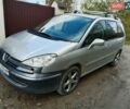 Серый Пежо 807, объемом двигателя 2.2 л и пробегом 240 тыс. км за 6800 $, фото 1 на Automoto.ua