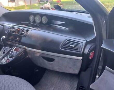 Серый Пежо 807, объемом двигателя 2 л и пробегом 265 тыс. км за 9000 $, фото 22 на Automoto.ua