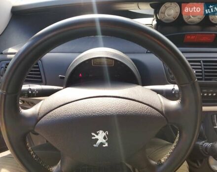 Серый Пежо 807, объемом двигателя 2 л и пробегом 259 тыс. км за 7000 $, фото 15 на Automoto.ua