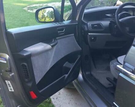 Серый Пежо 807, объемом двигателя 2 л и пробегом 265 тыс. км за 9000 $, фото 16 на Automoto.ua