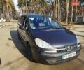 Серый Пежо 807, объемом двигателя 2 л и пробегом 259 тыс. км за 7000 $, фото 1 на Automoto.ua