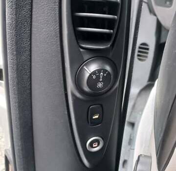 Сірий Пежо 807, об'ємом двигуна 2 л та пробігом 195 тис. км за 6900 $, фото 15 на Automoto.ua