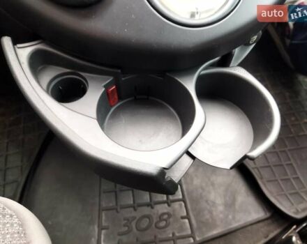 Серый Пежо 807, объемом двигателя 2 л и пробегом 259 тыс. км за 7000 $, фото 32 на Automoto.ua