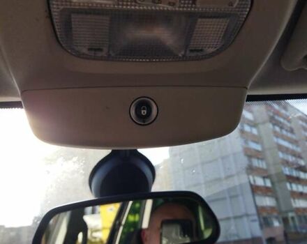 Серый Пежо 807, объемом двигателя 2 л и пробегом 259 тыс. км за 7000 $, фото 12 на Automoto.ua