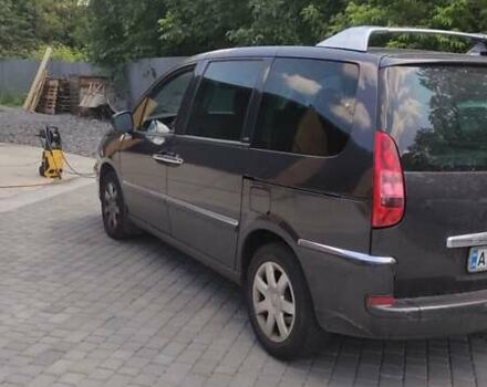 Серый Пежо 807, объемом двигателя 2 л и пробегом 194 тыс. км за 8700 $, фото 4 на Automoto.ua