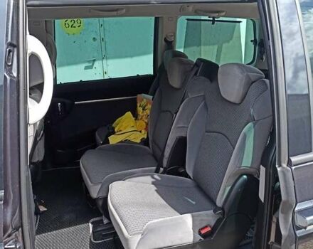 Серый Пежо 807, объемом двигателя 2 л и пробегом 183 тыс. км за 8950 $, фото 4 на Automoto.ua