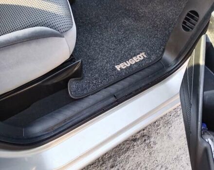 Сірий Пежо 807, об'ємом двигуна 2 л та пробігом 180 тис. км за 9500 $, фото 1 на Automoto.ua