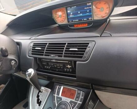 Сірий Пежо 807, об'ємом двигуна 2 л та пробігом 240 тис. км за 8900 $, фото 54 на Automoto.ua