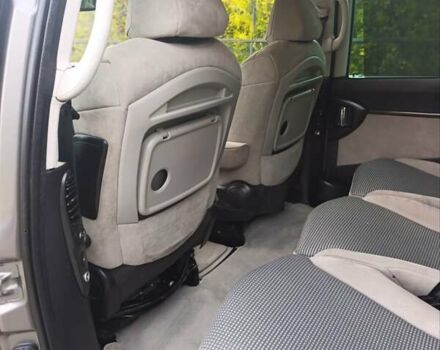 Сірий Пежо 807, об'ємом двигуна 2 л та пробігом 240 тис. км за 8900 $, фото 52 на Automoto.ua