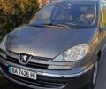 Серый Пежо 807, объемом двигателя 2 л и пробегом 250 тыс. км за 8200 $, фото 1 на Automoto.ua