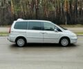 Сірий Пежо 807, об'ємом двигуна 2.2 л та пробігом 155 тис. км за 8000 $, фото 3 на Automoto.ua