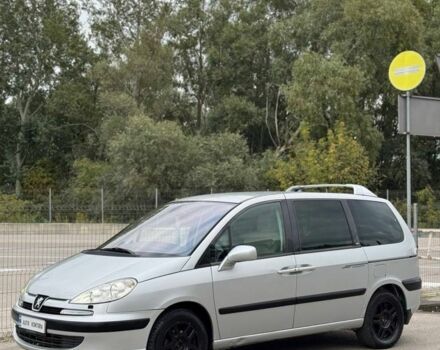 Сірий Пежо 807, об'ємом двигуна 2.2 л та пробігом 200 тис. км за 4500 $, фото 1 на Automoto.ua