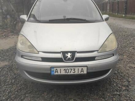 Серый Пежо 807, объемом двигателя 2.2 л и пробегом 313 тыс. км за 5000 $, фото 1 на Automoto.ua