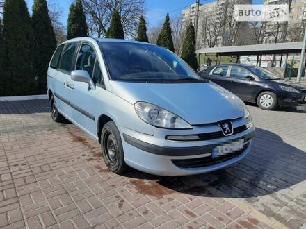 Пежо 807 2004 в Киеве на Automoto.ua Серый Пежо 807, объемом двигателя 2 л и пробегом 460 тыс. км за 2300 $, фото 1 на Automoto.ua