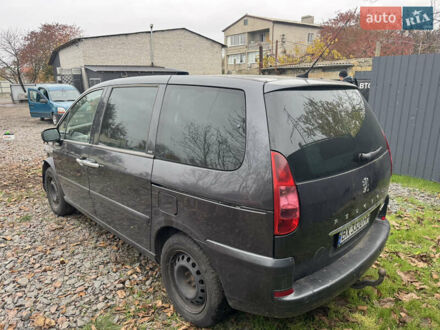 Серый Пежо 807, объемом двигателя 2 л и пробегом 230 тыс. км за 1850 $, фото 1 на Automoto.ua