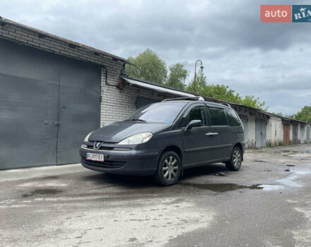 Серый Пежо 807, объемом двигателя 2 л и пробегом 400 тыс. км за 4500 $, фото 1 на Automoto.ua