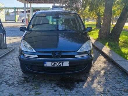 Пежо 807 2007 в Долине на Automoto.ua Серый Пежо 807, объемом двигателя 2 л и пробегом 350 тыс. км за 5800 $, фото 1 на Automoto.ua