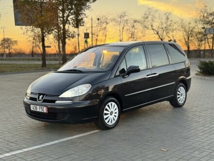 Серый Пежо 807, объемом двигателя 2 л и пробегом 264 тыс. км за 3199 $, фото 1 на Automoto.ua