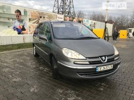 Пежо 807 2009 у Чернівцях на Automoto.ua Сірий Пежо 807, об'ємом двигуна 2 л та пробігом 304 тис. км за 6650 $, фото 1 на Automoto.ua