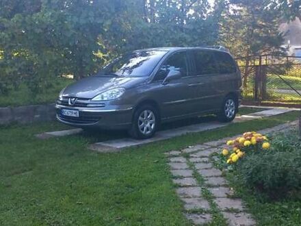 Пежо 807 2010 у Львові на Automoto.ua Сірий Пежо 807, об'ємом двигуна 2 л та пробігом 265 тис. км за 9000 $, фото 1 на Automoto.ua