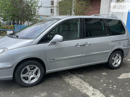 Пежо 807 2010 у Дніпро (Дніпропетровську) на Automoto.ua Сірий Пежо 807, об'ємом двигуна 2 л та пробігом 300 тис. км за 7300 $, фото 1 на Automoto.ua