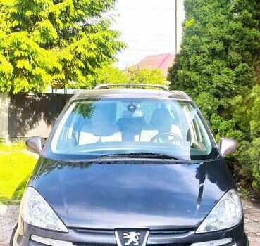 Сірий Пежо 807, об'ємом двигуна 2 л та пробігом 265 тис. км за 7300 $, фото 1 на Automoto.ua