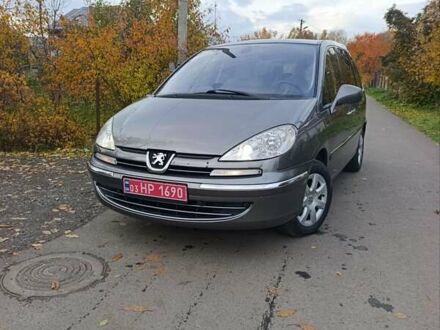 Серый Пежо 807, объемом двигателя 2 л и пробегом 240 тыс. км за 8900 $, фото 1 на Automoto.ua