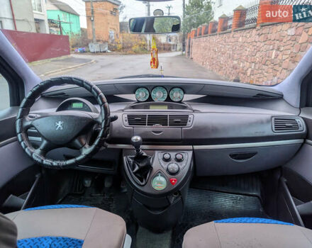 Синий Пежо 807, объемом двигателя 2 л и пробегом 303 тыс. км за 5300 $, фото 8 на Automoto.ua