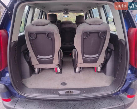 Синий Пежо 807, объемом двигателя 2 л и пробегом 303 тыс. км за 5300 $, фото 18 на Automoto.ua