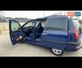 Синий Пежо 807, объемом двигателя 2.2 л и пробегом 350 тыс. км за 3500 $, фото 1 на Automoto.ua