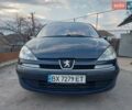 Синій Пежо 807, об'ємом двигуна 2.18 л та пробігом 295 тис. км за 5950 $, фото 1 на Automoto.ua