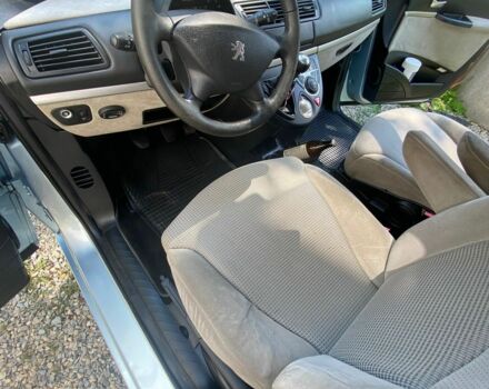 Синий Пежо 807, объемом двигателя 0 л и пробегом 245 тыс. км за 8200 $, фото 2 на Automoto.ua